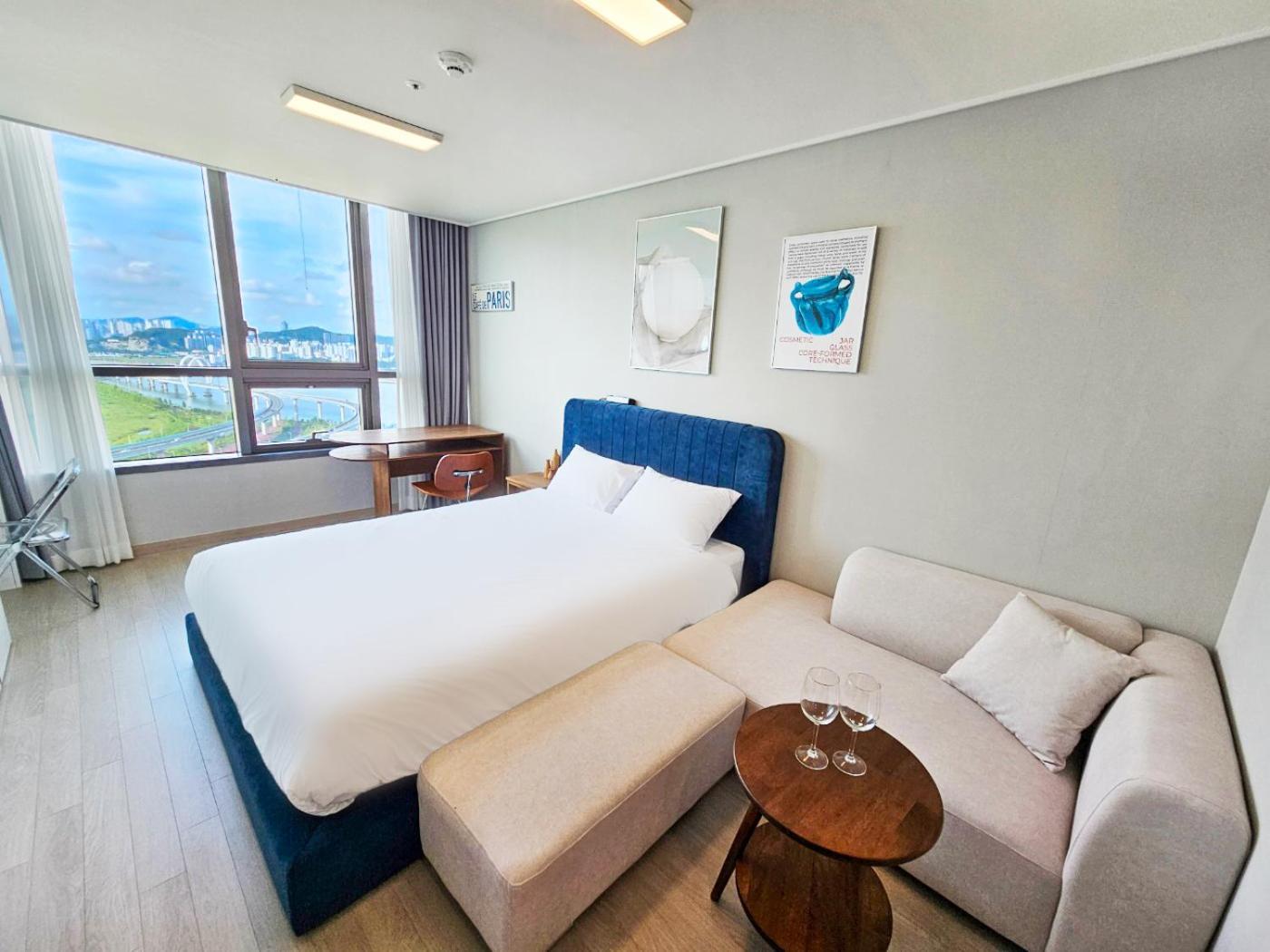 Appartamento Uh Flat The Songdo Incheon Esterno foto